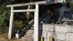 雷神社の建物その他