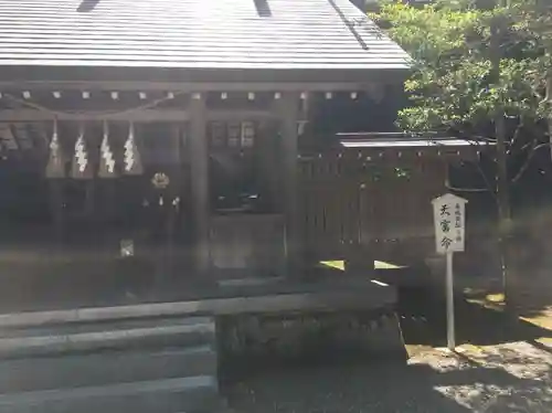 安房神社の本殿