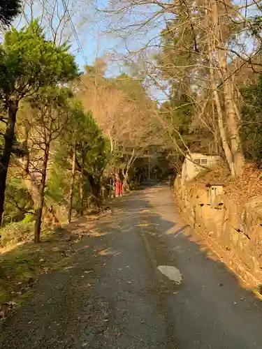 最上稲荷山妙教寺の周辺