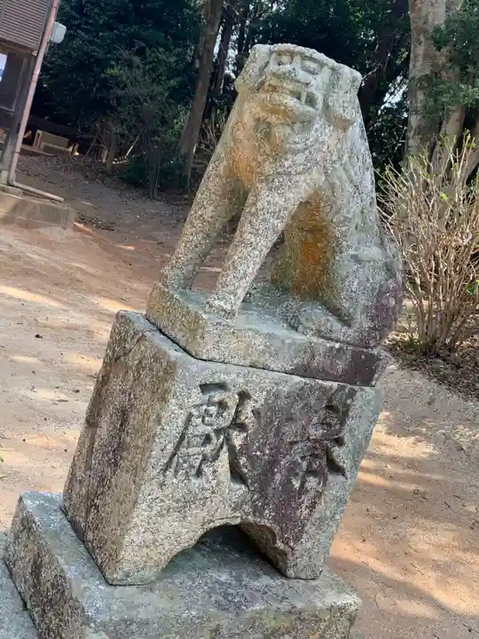 富任八幡宮の狛犬