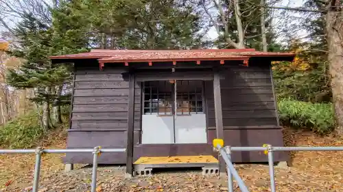 二股神社の本殿