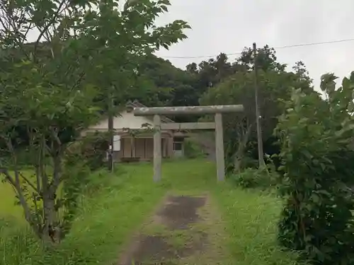 十二所神社の鳥居