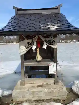 猿賀神社の{uncategorized: "未分類", other: "その他", undefined: "問題あり", building: "その他建物", grave: "お墓", sacred_gate: "鳥居", guardian: "狛犬", statue: "像", buddha: "仏像", history: "歴史", nature: "自然", garden: "庭園", animal: "動物", pagoda: "塔", temizu: "手水舎", mountain_gate: "山門・神門", sanctuary: "本殿・本堂", subordinate: "末社・摂社", art: "芸術", scenery: "景色", jizo: "地蔵", ema: "絵馬", goshuin: "御朱印", omikuji: "おみくじ", items: "授与品その他", amulet: "お守り", goshuincho: "御朱印帳", eats: "食事", festival: "お祭り", votive_dance: "神楽", shichigosan: "七五三参", wedding: "結婚式", experience: "体験その他", initially: "初詣", around: "周辺", anti_infection: "感染症対策"}