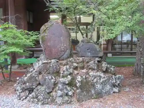 無戸室浅間神社(船津胎内神社)の建物その他