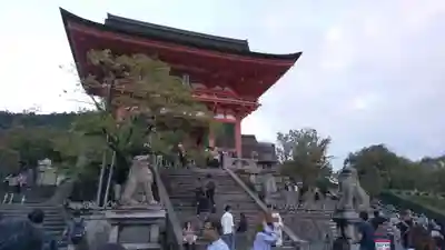 清水寺の山門・神門