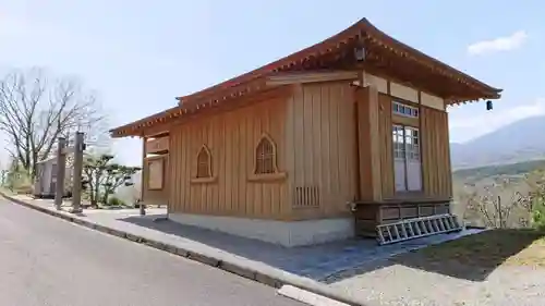 紅冨台寺の本殿・本堂