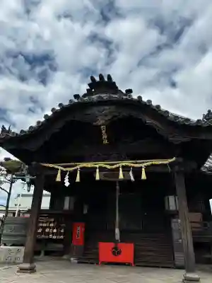 羽黒神社の{uncategorized: "未分類", other: "その他", undefined: "問題あり", building: "その他建物", grave: "お墓", sacred_gate: "鳥居", guardian: "狛犬", statue: "像", buddha: "仏像", history: "歴史", nature: "自然", garden: "庭園", animal: "動物", pagoda: "塔", temizu: "手水舎", mountain_gate: "山門・神門", sanctuary: "本殿・本堂", subordinate: "末社・摂社", art: "芸術", scenery: "景色", jizo: "地蔵", ema: "絵馬", goshuin: "御朱印", omikuji: "おみくじ", items: "授与品その他", amulet: "お守り", goshuincho: "御朱印帳", eats: "食事", festival: "お祭り", votive_dance: "神楽", shichigosan: "七五三参", wedding: "結婚式", experience: "体験その他", initially: "初詣", around: "周辺", anti_infection: "感染症対策"}