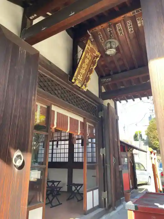 小日向神社の{uncategorized: "未分類", other: "その他", undefined: "問題あり", building: "その他建物", grave: "お墓", sacred_gate: "鳥居", guardian: "狛犬", statue: "像", buddha: "仏像", history: "歴史", nature: "自然", garden: "庭園", animal: "動物", pagoda: "塔", temizu: "手水舎", mountain_gate: "山門・神門", sanctuary: "本殿・本堂", subordinate: "末社・摂社", art: "芸術", scenery: "景色", jizo: "地蔵", ema: "絵馬", goshuin: "御朱印", omikuji: "おみくじ", items: "授与品その他", amulet: "お守り", goshuincho: "御朱印帳", eats: "食事", festival: "お祭り", votive_dance: "神楽", shichigosan: "七五三参", wedding: "結婚式", experience: "体験その他", initially: "初詣", around: "周辺", anti_infection: "感染症対策"}