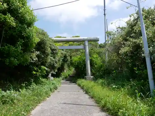 八幡神社の鳥居