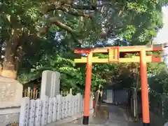 関守稲荷神社の鳥居