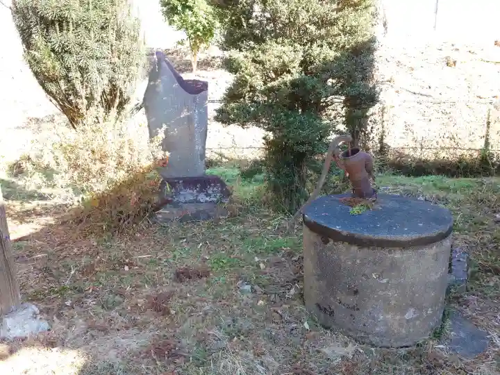 阿和須神社の{uncategorized: "未分類", other: "その他", undefined: "問題あり", building: "その他建物", grave: "お墓", sacred_gate: "鳥居", guardian: "狛犬", statue: "像", buddha: "仏像", history: "歴史", nature: "自然", garden: "庭園", animal: "動物", pagoda: "塔", temizu: "手水舎", mountain_gate: "山門・神門", sanctuary: "本殿・本堂", subordinate: "末社・摂社", art: "芸術", scenery: "景色", jizo: "地蔵", ema: "絵馬", goshuin: "御朱印", omikuji: "おみくじ", items: "授与品その他", amulet: "お守り", goshuincho: "御朱印帳", eats: "食事", festival: "お祭り", votive_dance: "神楽", shichigosan: "七五三参", wedding: "結婚式", experience: "体験その他", initially: "初詣", around: "周辺", anti_infection: "感染症対策"}