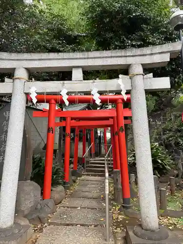 鳩森八幡神社の末社