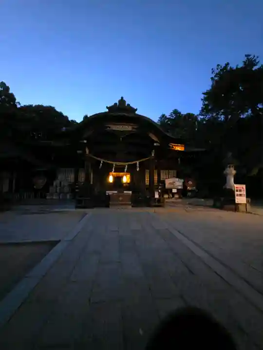 武田神社の{uncategorized: "未分類", other: "その他", undefined: "問題あり", building: "その他建物", grave: "お墓", sacred_gate: "鳥居", guardian: "狛犬", statue: "像", buddha: "仏像", history: "歴史", nature: "自然", garden: "庭園", animal: "動物", pagoda: "塔", temizu: "手水舎", mountain_gate: "山門・神門", sanctuary: "本殿・本堂", subordinate: "末社・摂社", art: "芸術", scenery: "景色", jizo: "地蔵", ema: "絵馬", goshuin: "御朱印", omikuji: "おみくじ", items: "授与品その他", amulet: "お守り", goshuincho: "御朱印帳", eats: "食事", festival: "お祭り", votive_dance: "神楽", shichigosan: "七五三参", wedding: "結婚式", experience: "体験その他", initially: "初詣", around: "周辺", anti_infection: "感染症対策"}