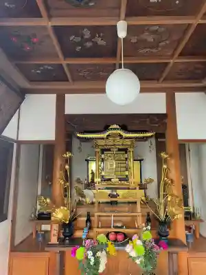 山中千手観音堂の{uncategorized: "未分類", other: "その他", undefined: "問題あり", building: "その他建物", grave: "お墓", sacred_gate: "鳥居", guardian: "狛犬", statue: "像", buddha: "仏像", history: "歴史", nature: "自然", garden: "庭園", animal: "動物", pagoda: "塔", temizu: "手水舎", mountain_gate: "山門・神門", sanctuary: "本殿・本堂", subordinate: "末社・摂社", art: "芸術", scenery: "景色", jizo: "地蔵", ema: "絵馬", goshuin: "御朱印", omikuji: "おみくじ", items: "授与品その他", amulet: "お守り", goshuincho: "御朱印帳", eats: "食事", festival: "お祭り", votive_dance: "神楽", shichigosan: "七五三参", wedding: "結婚式", experience: "体験その他", initially: "初詣", around: "周辺", anti_infection: "感染症対策"}