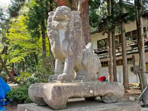 駒形神社の狛犬