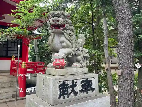 赤堤六所神社の狛犬