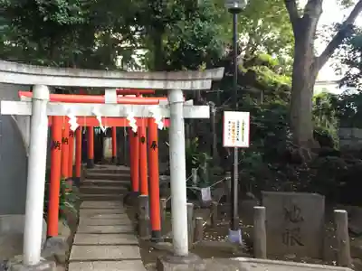 鳩森八幡神社の鳥居