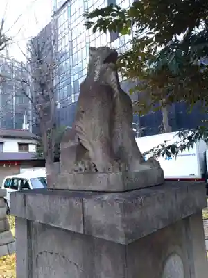 稲荷鬼王神社の狛犬