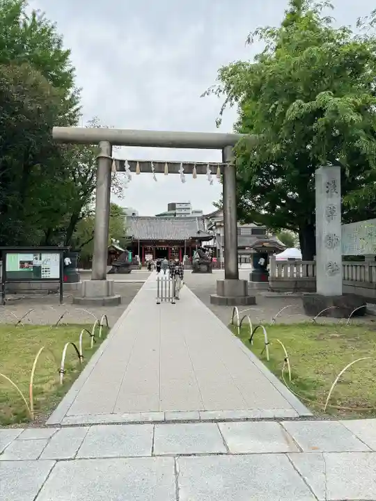 浅草神社の鳥居