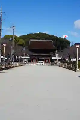 尾張大國霊神社(国府宮)の山門・神門