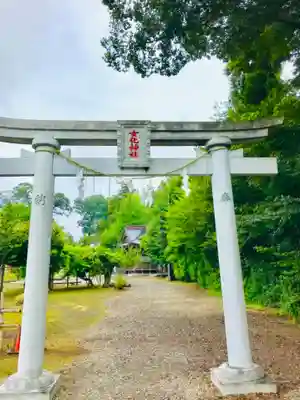 女化神社の鳥居