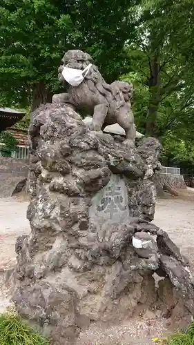 諏訪神社の狛犬