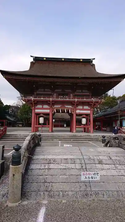 津島神社の山門・神門