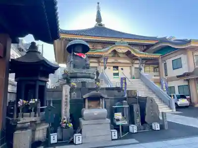 眞性寺の{uncategorized: "未分類", other: "その他", undefined: "問題あり", building: "その他建物", grave: "お墓", sacred_gate: "鳥居", guardian: "狛犬", statue: "像", buddha: "仏像", history: "歴史", nature: "自然", garden: "庭園", animal: "動物", pagoda: "塔", temizu: "手水舎", mountain_gate: "山門・神門", sanctuary: "本殿・本堂", subordinate: "末社・摂社", art: "芸術", scenery: "景色", jizo: "地蔵", ema: "絵馬", goshuin: "御朱印", omikuji: "おみくじ", items: "授与品その他", amulet: "お守り", goshuincho: "御朱印帳", eats: "食事", festival: "お祭り", votive_dance: "神楽", shichigosan: "七五三参", wedding: "結婚式", experience: "体験その他", initially: "初詣", around: "周辺", anti_infection: "感染症対策"}
