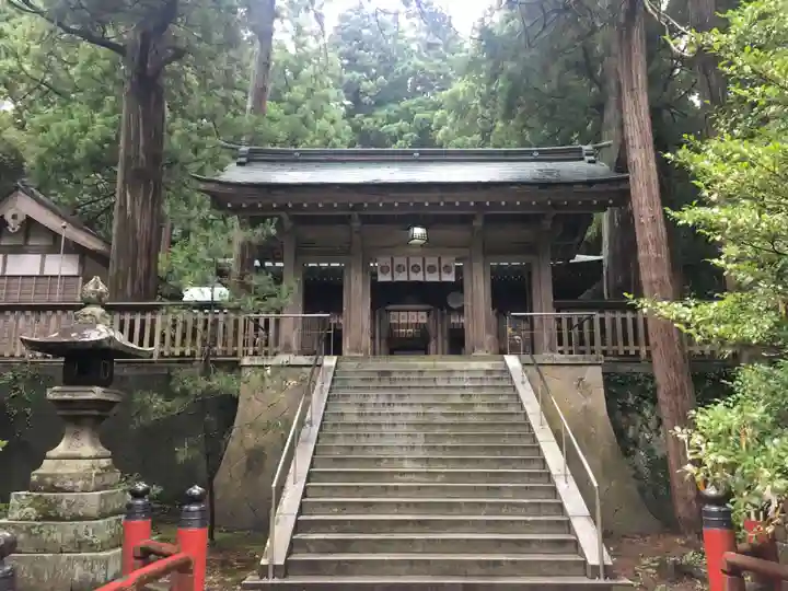 度津神社の山門・神門