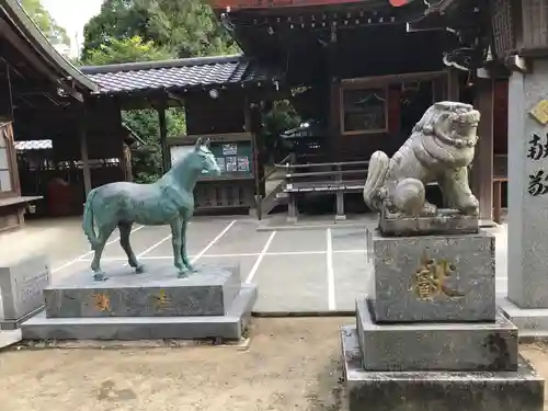 筑紫神社の狛犬