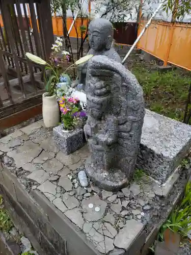 雲慶院の末社・摂社