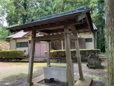西原神社の手水舎