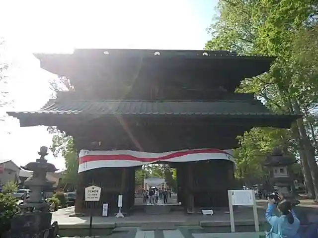 妻沼聖天山歓喜院の山門・神門