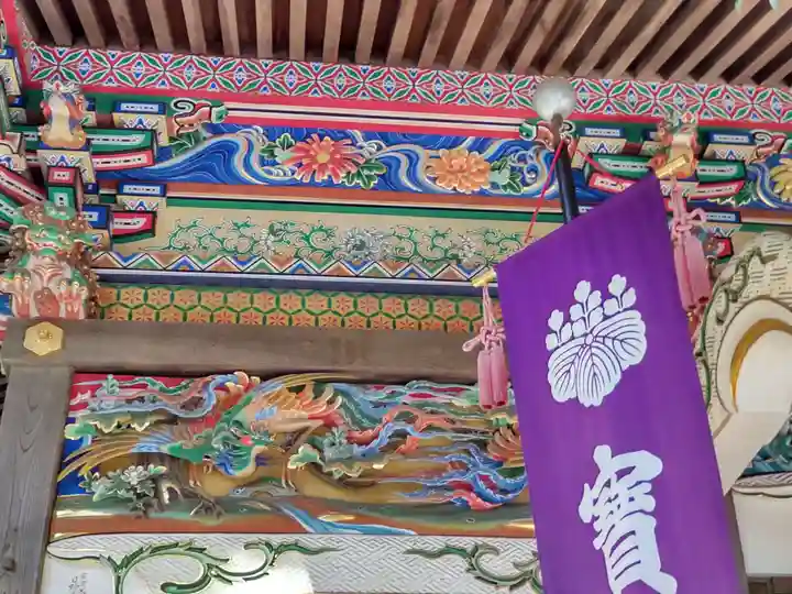 宝登山神社の芸術