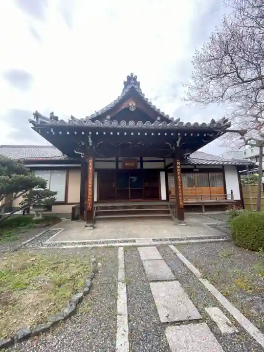 行住院の本殿・本堂