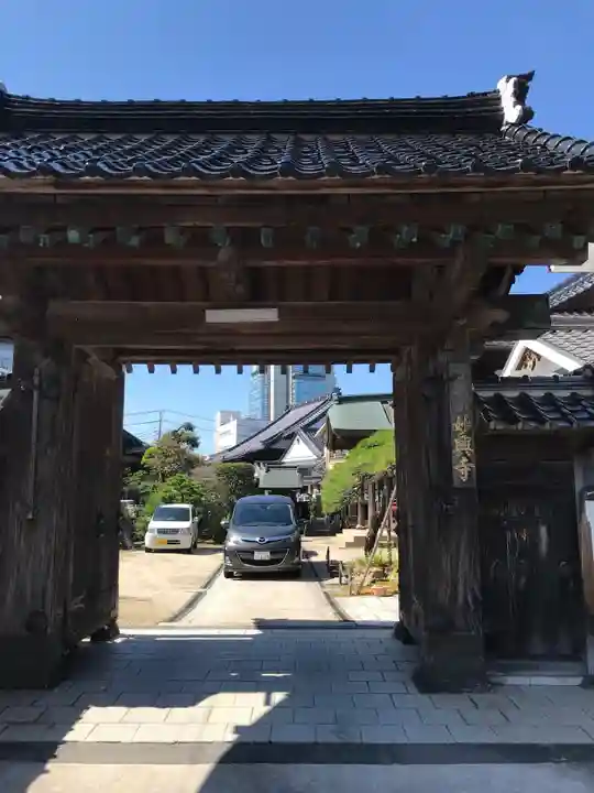 妙興寺の山門・神門