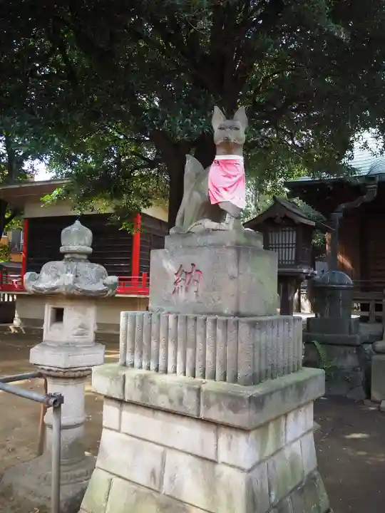 稲荷神社の狛犬