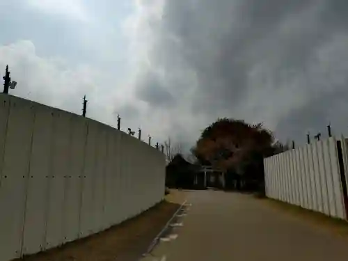 東峰神社の{uncategorized: "未分類", other: "その他", undefined: "問題あり", building: "その他建物", grave: "お墓", sacred_gate: "鳥居", guardian: "狛犬", statue: "像", buddha: "仏像", history: "歴史", nature: "自然", garden: "庭園", animal: "動物", pagoda: "塔", temizu: "手水舎", mountain_gate: "山門・神門", sanctuary: "本殿・本堂", subordinate: "末社・摂社", art: "芸術", scenery: "景色", jizo: "地蔵", ema: "絵馬", goshuin: "御朱印", omikuji: "おみくじ", items: "授与品その他", amulet: "お守り", goshuincho: "御朱印帳", eats: "食事", festival: "お祭り", votive_dance: "神楽", shichigosan: "七五三参", wedding: "結婚式", experience: "体験その他", initially: "初詣", around: "周辺", anti_infection: "感染症対策"}