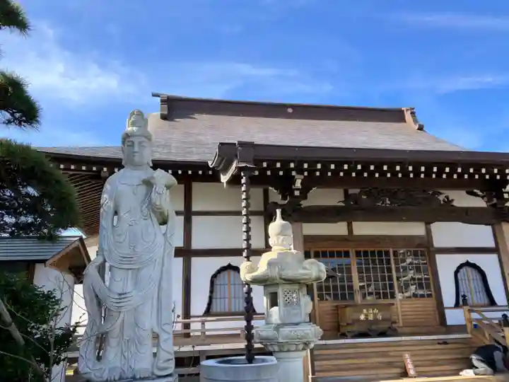海寳寺の本殿・本堂