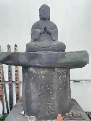 重願寺の{uncategorized: "未分類", other: "その他", undefined: "問題あり", building: "その他建物", grave: "お墓", sacred_gate: "鳥居", guardian: "狛犬", statue: "像", buddha: "仏像", history: "歴史", nature: "自然", garden: "庭園", animal: "動物", pagoda: "塔", temizu: "手水舎", mountain_gate: "山門・神門", sanctuary: "本殿・本堂", subordinate: "末社・摂社", art: "芸術", scenery: "景色", jizo: "地蔵", ema: "絵馬", goshuin: "御朱印", omikuji: "おみくじ", items: "授与品その他", amulet: "お守り", goshuincho: "御朱印帳", eats: "食事", festival: "お祭り", votive_dance: "神楽", shichigosan: "七五三参", wedding: "結婚式", experience: "体験その他", initially: "初詣", around: "周辺", anti_infection: "感染症対策"}