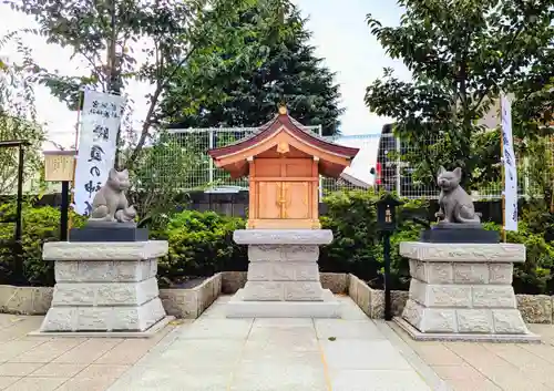 駒込妙義神社の末社・摂社