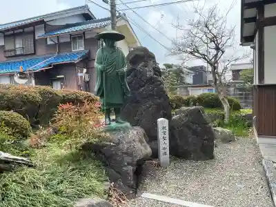 願宗寺の{uncategorized: "未分類", other: "その他", undefined: "問題あり", building: "その他建物", grave: "お墓", sacred_gate: "鳥居", guardian: "狛犬", statue: "像", buddha: "仏像", history: "歴史", nature: "自然", garden: "庭園", animal: "動物", pagoda: "塔", temizu: "手水舎", mountain_gate: "山門・神門", sanctuary: "本殿・本堂", subordinate: "末社・摂社", art: "芸術", scenery: "景色", jizo: "地蔵", ema: "絵馬", goshuin: "御朱印", omikuji: "おみくじ", items: "授与品その他", amulet: "お守り", goshuincho: "御朱印帳", eats: "食事", festival: "お祭り", votive_dance: "神楽", shichigosan: "七五三参", wedding: "結婚式", experience: "体験その他", initially: "初詣", around: "周辺", anti_infection: "感染症対策"}