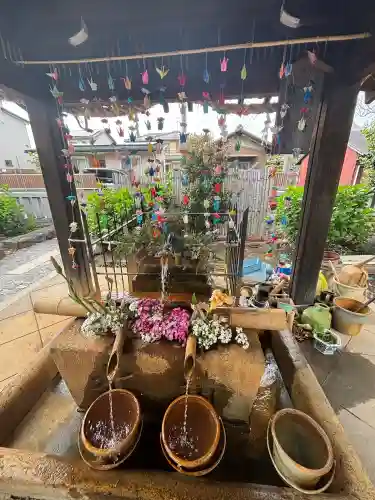 石刀神社の{uncategorized: "未分類", other: "その他", undefined: "問題あり", building: "その他建物", grave: "お墓", sacred_gate: "鳥居", guardian: "狛犬", statue: "像", buddha: "仏像", history: "歴史", nature: "自然", garden: "庭園", animal: "動物", pagoda: "塔", temizu: "手水舎", mountain_gate: "山門・神門", sanctuary: "本殿・本堂", subordinate: "末社・摂社", art: "芸術", scenery: "景色", jizo: "地蔵", ema: "絵馬", goshuin: "御朱印", omikuji: "おみくじ", items: "授与品その他", amulet: "お守り", goshuincho: "御朱印帳", eats: "食事", festival: "お祭り", votive_dance: "神楽", shichigosan: "七五三参", wedding: "結婚式", experience: "体験その他", initially: "初詣", around: "周辺", anti_infection: "感染症対策"}