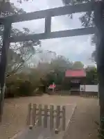 瀬頭神社の{uncategorized: "未分類", other: "その他", undefined: "問題あり", building: "その他建物", grave: "お墓", sacred_gate: "鳥居", guardian: "狛犬", statue: "像", buddha: "仏像", history: "歴史", nature: "自然", garden: "庭園", animal: "動物", pagoda: "塔", temizu: "手水舎", mountain_gate: "山門・神門", sanctuary: "本殿・本堂", subordinate: "末社・摂社", art: "芸術", scenery: "景色", jizo: "地蔵", ema: "絵馬", goshuin: "御朱印", omikuji: "おみくじ", items: "授与品その他", amulet: "お守り", goshuincho: "御朱印帳", eats: "食事", festival: "お祭り", votive_dance: "神楽", shichigosan: "七五三参", wedding: "結婚式", experience: "体験その他", initially: "初詣", around: "周辺", anti_infection: "感染症対策"}