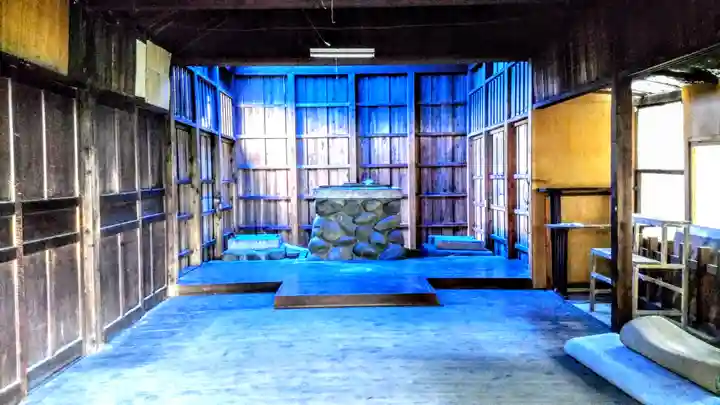 中島黒體龍王大神社の本殿・本堂