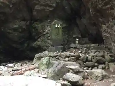 武蔵御嶽神社の末社・摂社