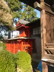 稲荷神社の本殿