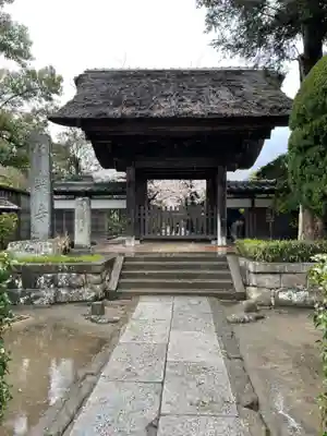 極楽寺（霊鷲山感應院極楽律寺）の山門・神門