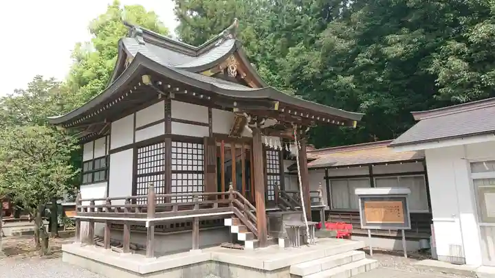 新町御嶽神社の本殿・本堂