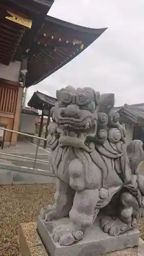 日置八幡宮の狛犬